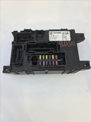 [13279900LA] Komfortvezérlő BCM (Opel Corsa D 13279900 LA)